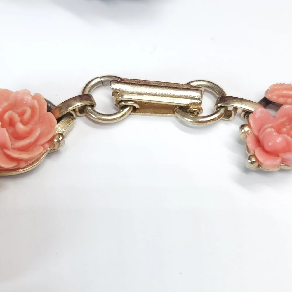 Vintage Carved Celluloid Coral Rose & Faux Pearl Gold Plated Bracelet 7 3/4" - Picture 4 of 7